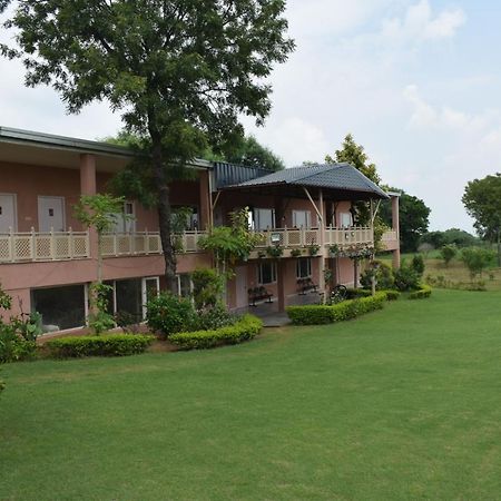 Villa Aravali Hill View Estate Gurgaon Exterior foto