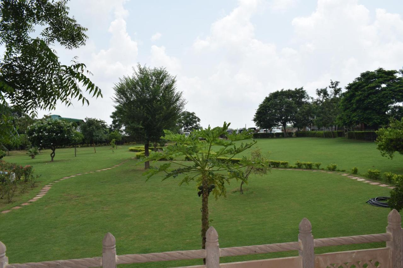 Villa Aravali Hill View Estate Gurgaon Exterior foto