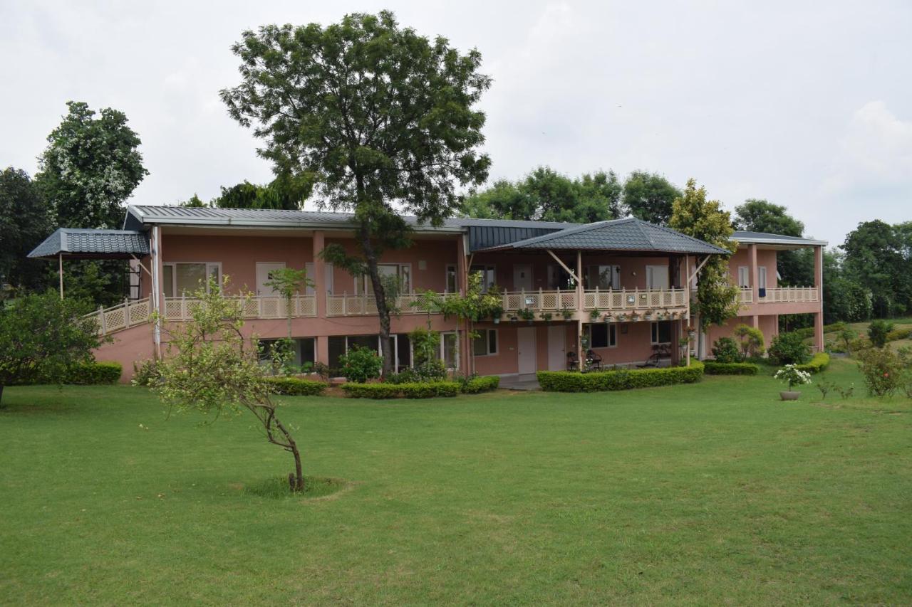 Villa Aravali Hill View Estate Gurgaon Exterior foto