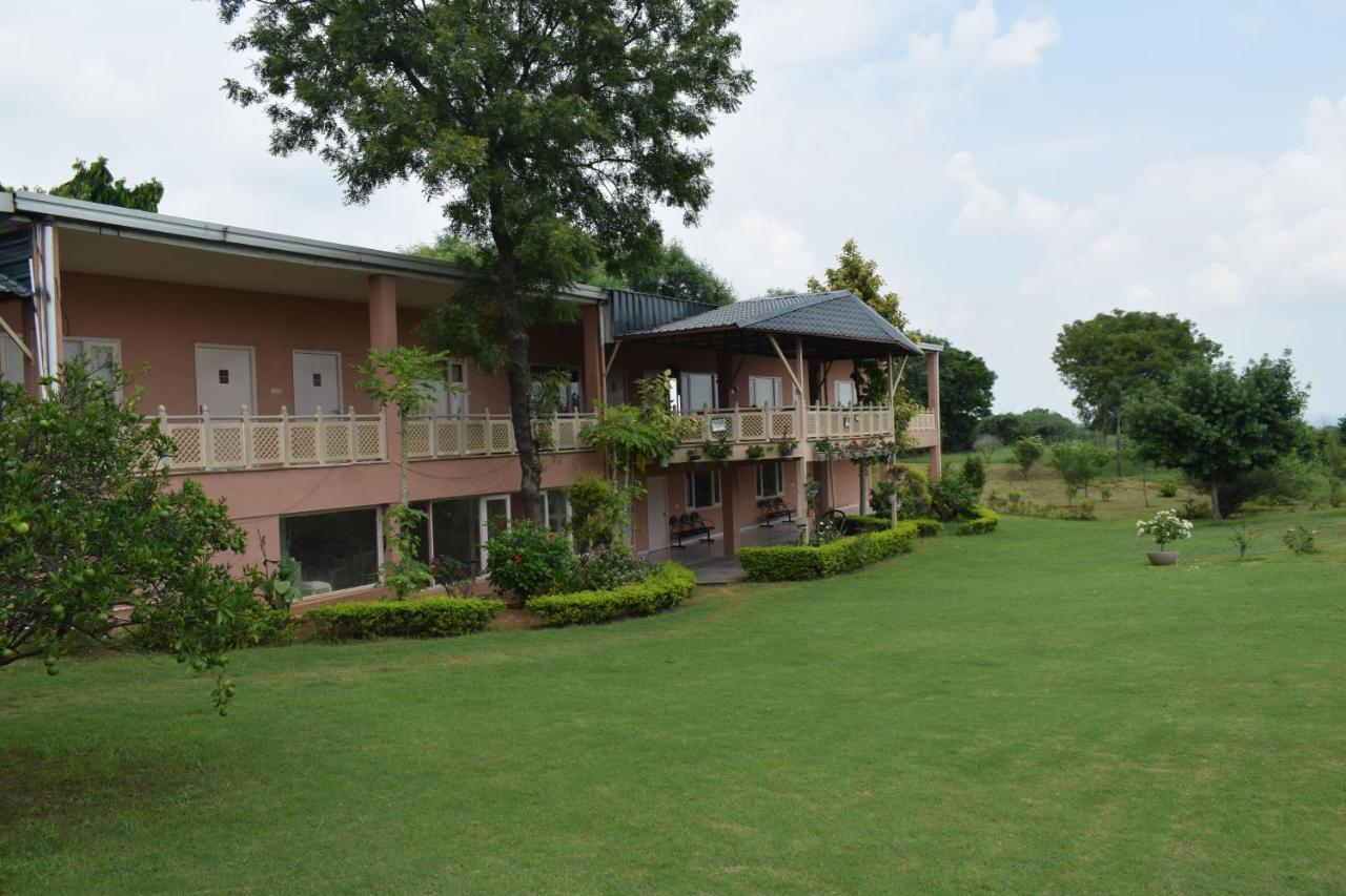 Villa Aravali Hill View Estate Gurgaon Exterior foto