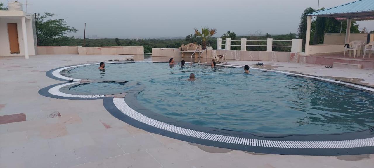 Villa Aravali Hill View Estate Gurgaon Exterior foto