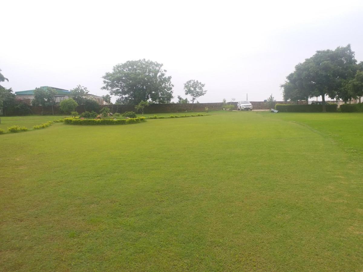 Villa Aravali Hill View Estate Gurgaon Exterior foto
